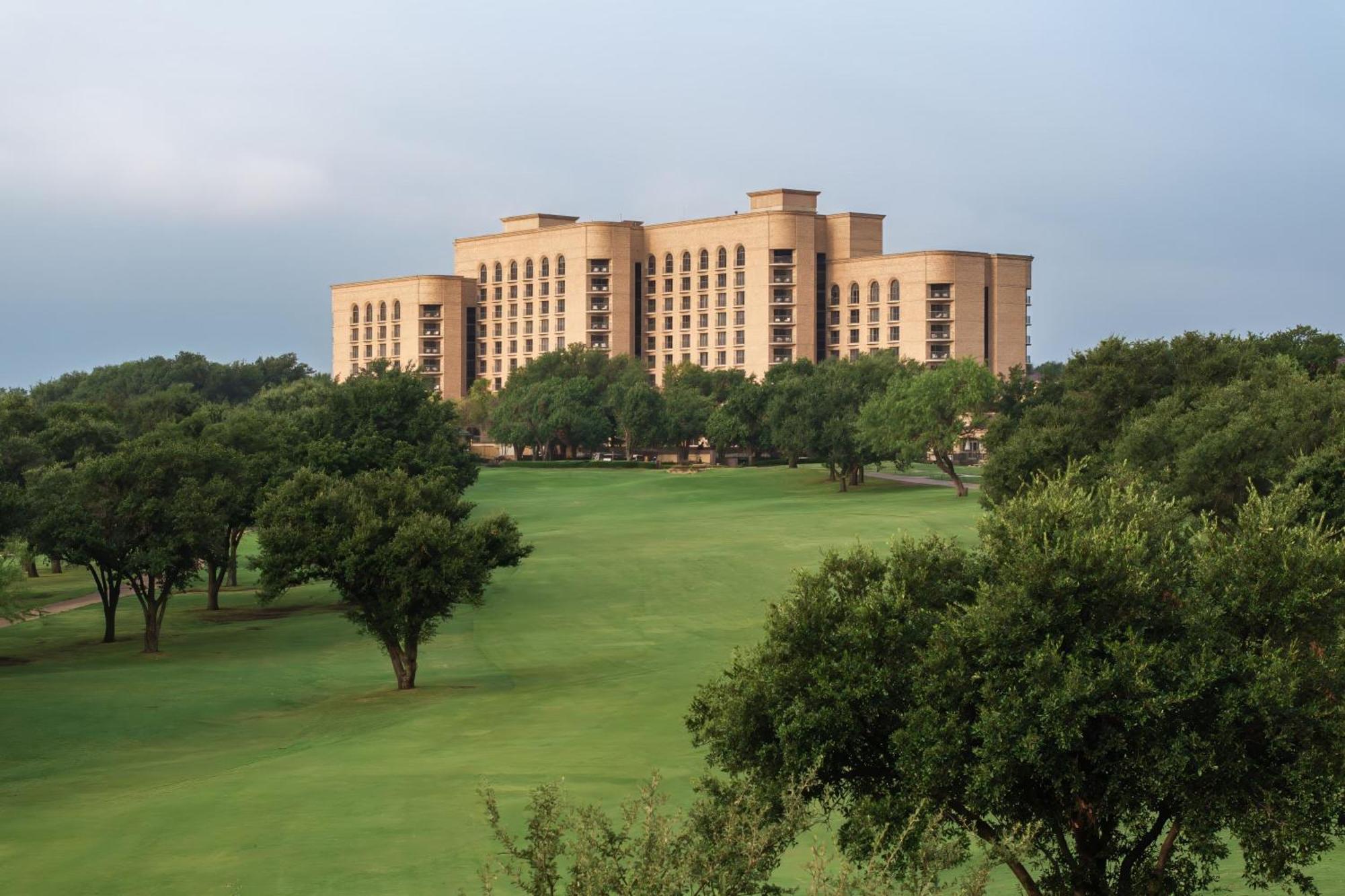 The Ritz-Carlton Dallas, Las Colinas Ирвинг Экстерьер фото