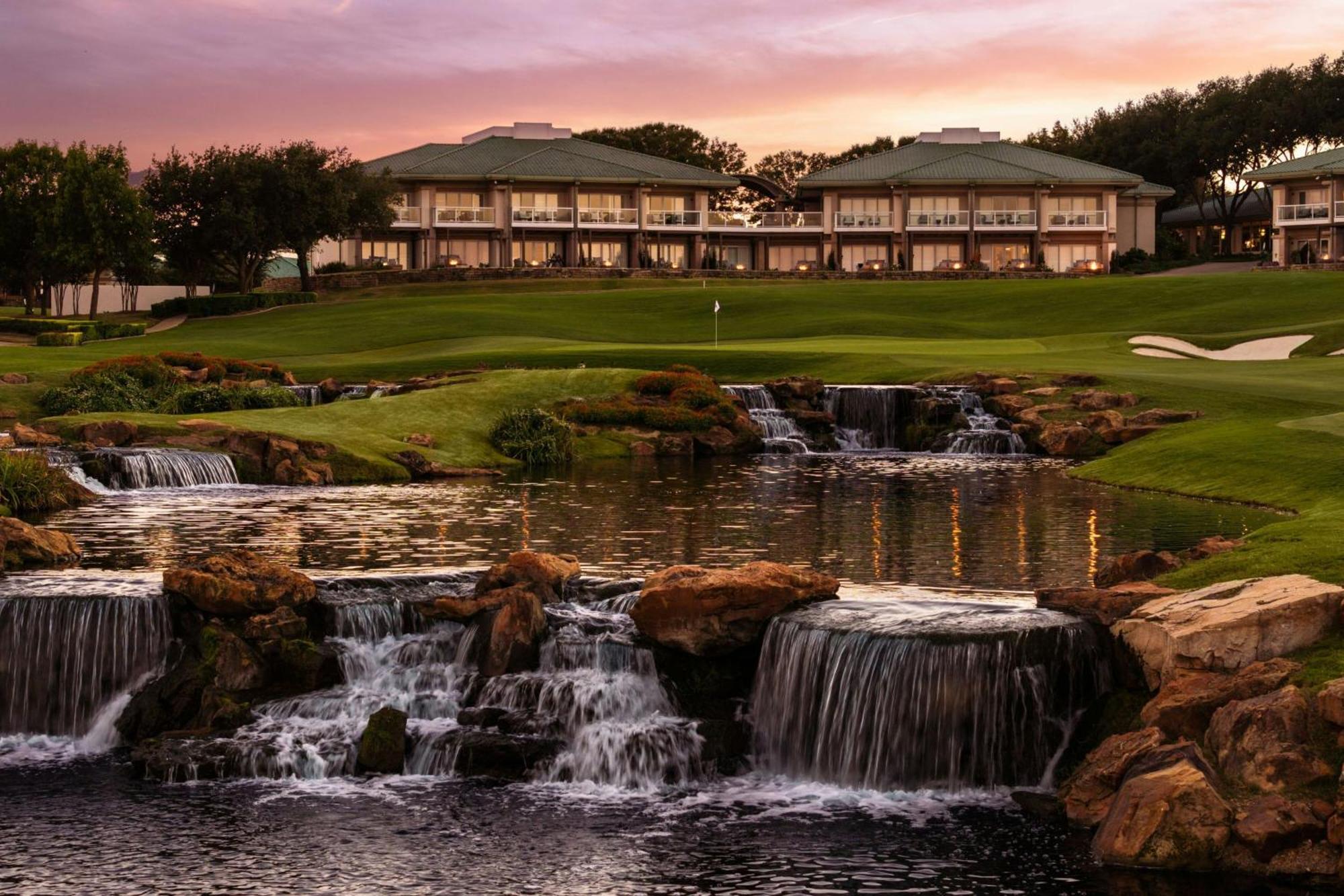 The Ritz-Carlton Dallas, Las Colinas Ирвинг Экстерьер фото